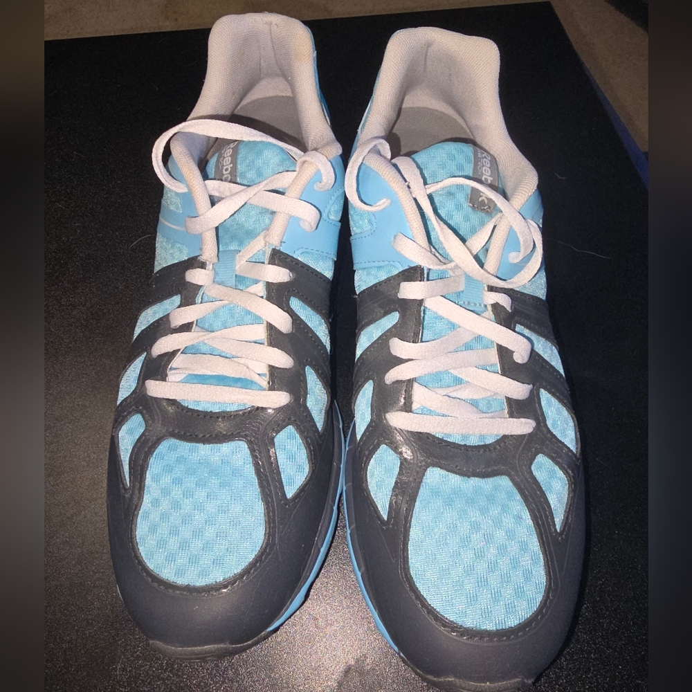 Reebok zigtech womens sneakers size 11